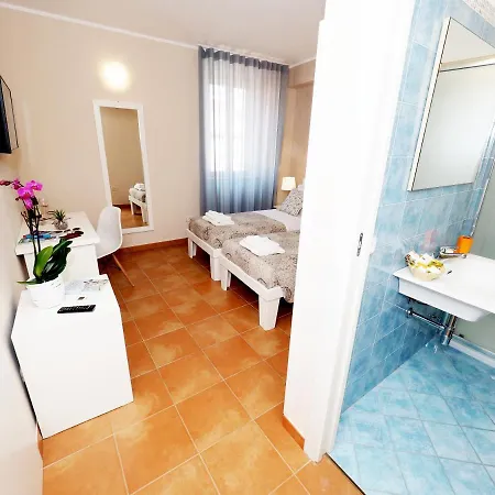 Bed and Breakfast Palazzo Toraldo Di Francia Tropea Exterior foto