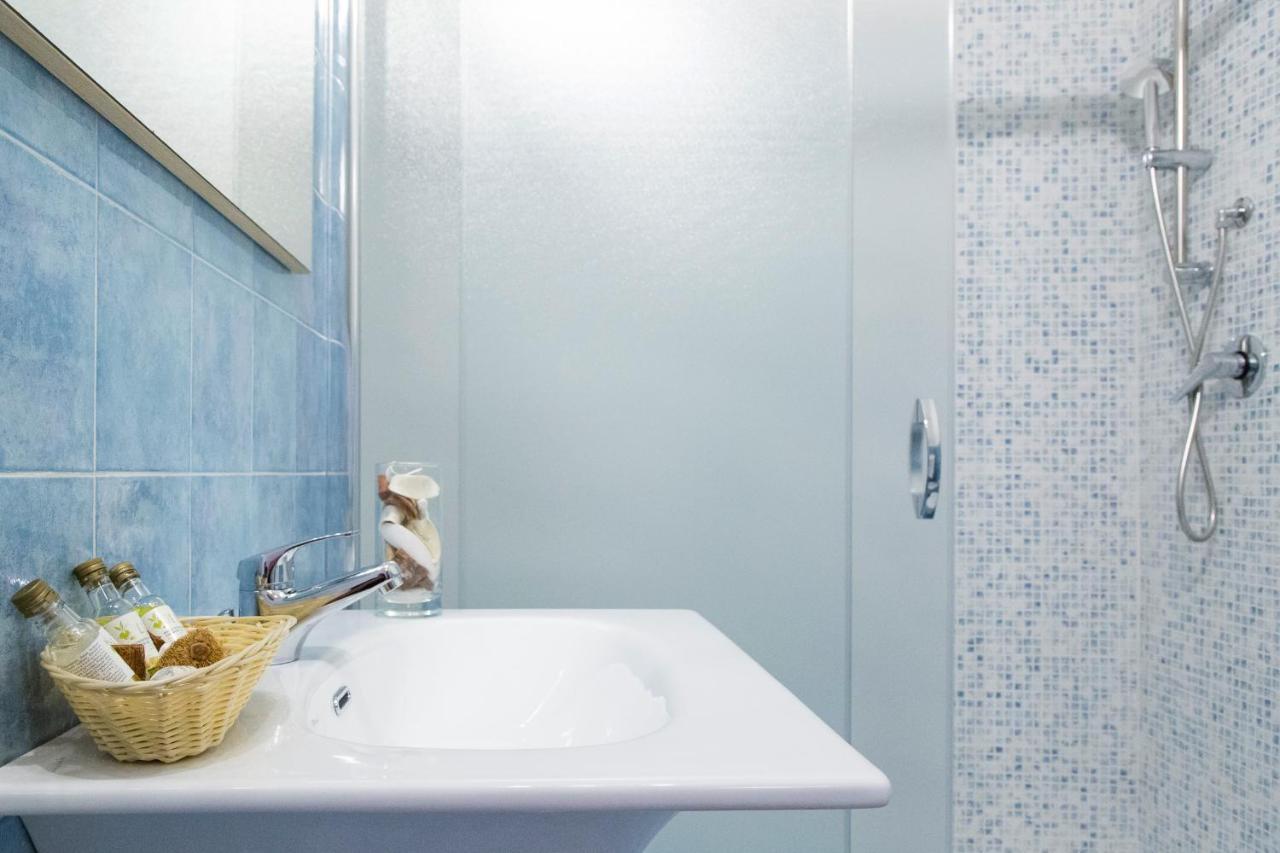 Palazzo Toraldo Di Francia Bed & Breakfast Tropea