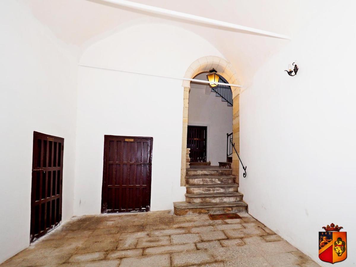 Palazzo Toraldo Di Francia Bed & Breakfast 3*
