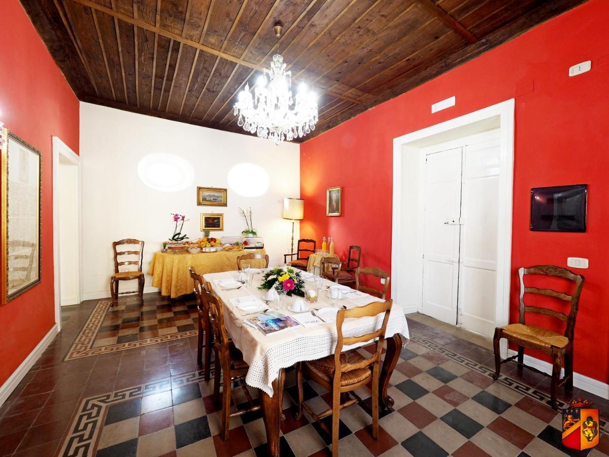 Palazzo Toraldo Di Francia Bed & Breakfast 3*
